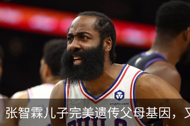 张智霖儿子完美遗传父母基因，又高又帅，网友盛赞最帅星二代